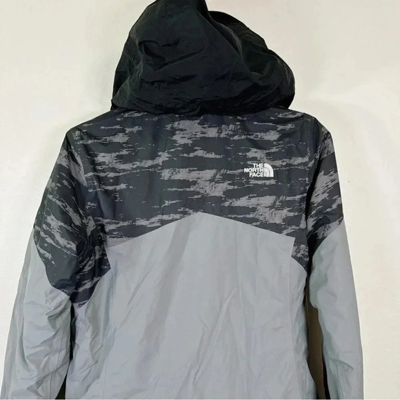 The North Face Women's Aryi  Three In One Triclimate Jacket Coat - Picture 15 of 16